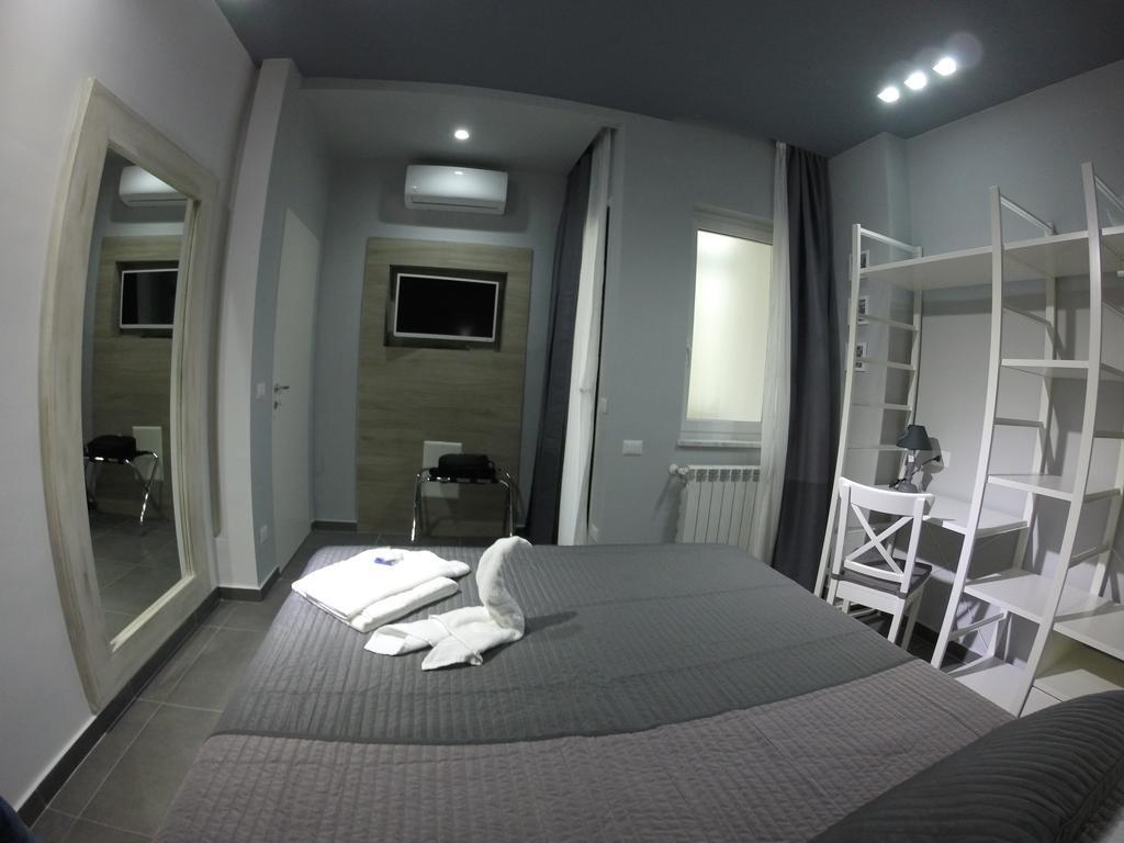 Alis Vanvitelli Suite ナポリ エクステリア 写真