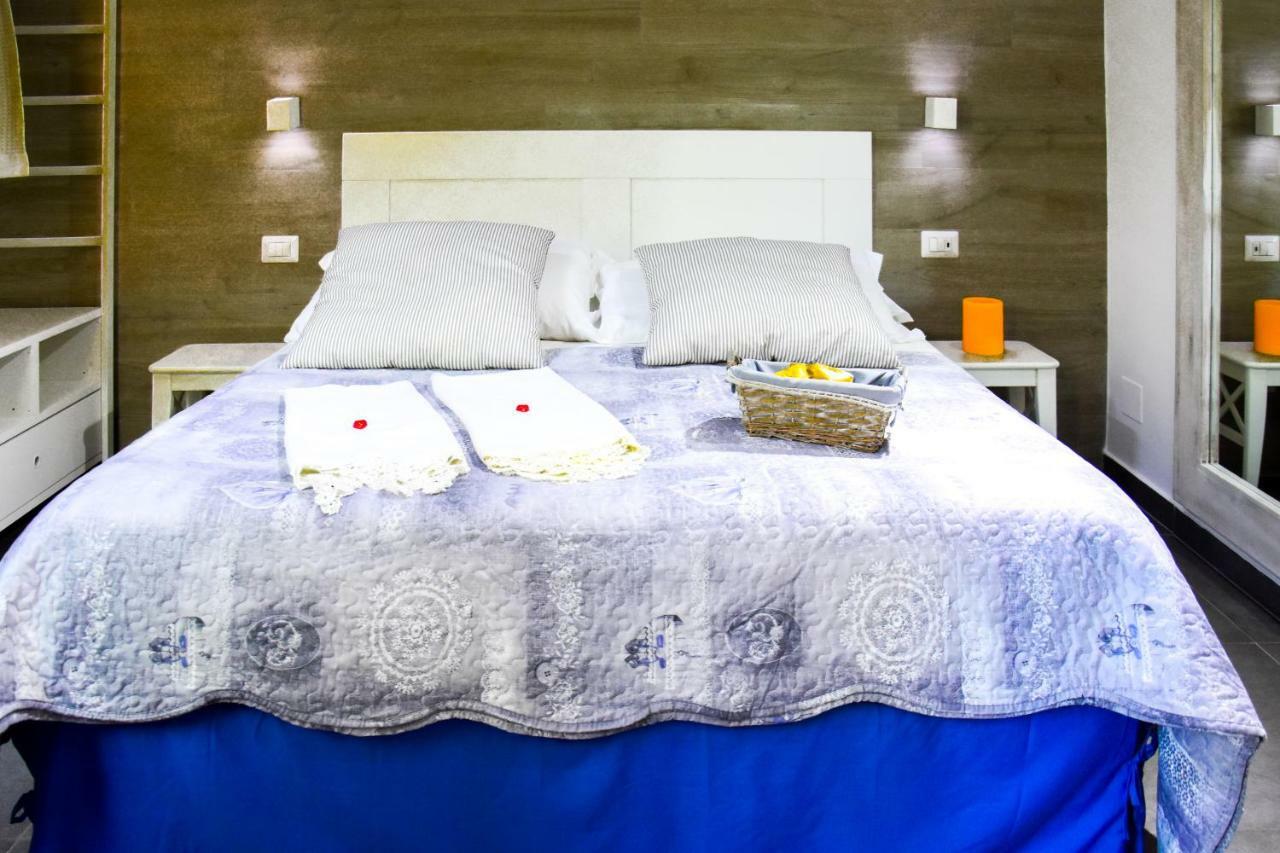 Alis Vanvitelli Suite ナポリ エクステリア 写真